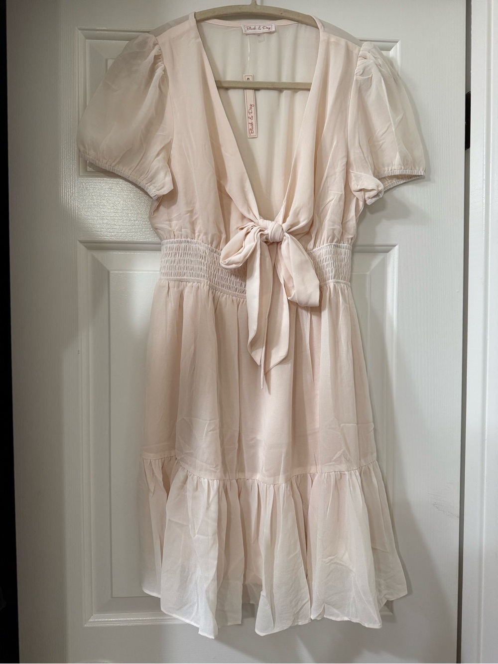 Blush & Day Cream Tie-Front Puff Sleeve Dress *NWT